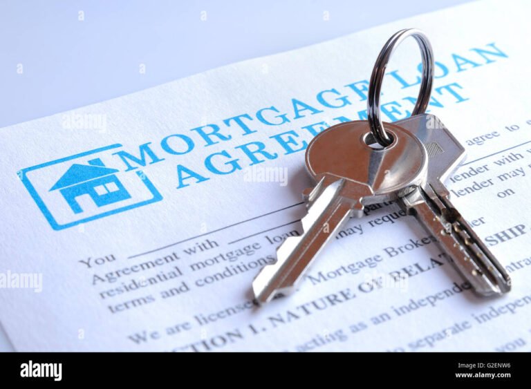 chiavi di casa con contratto di mutuo