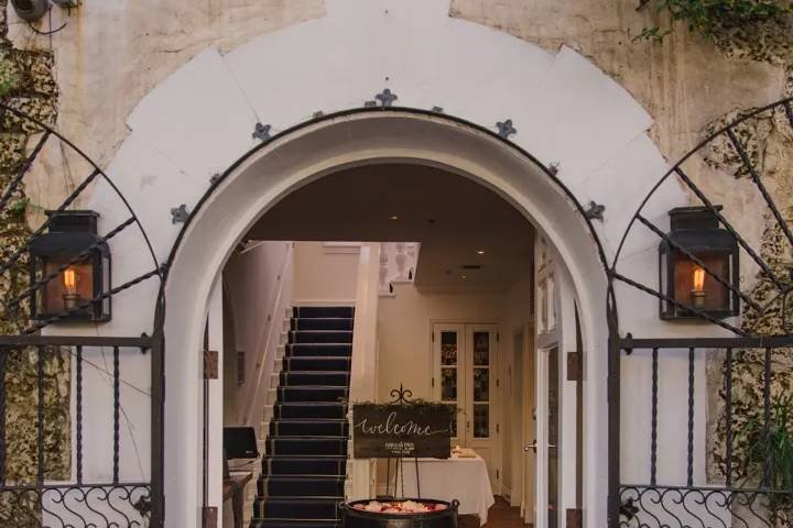 esterno accogliente di casa tua torri