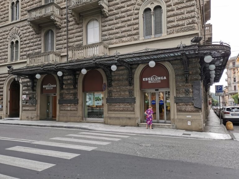 Dove si Trova e Quali Servizi Offre Esselunga ad Avenza Carrara 7 Dove si Trova e Quali Servizi Offre Esselunga ad Avenza Carrara