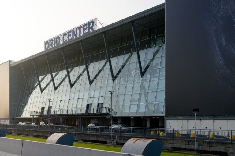 Quali Sono Gli Orari di Apertura del Centro Commerciale Orio al Serio 2 facciata centro commerciale orio al serio esterno