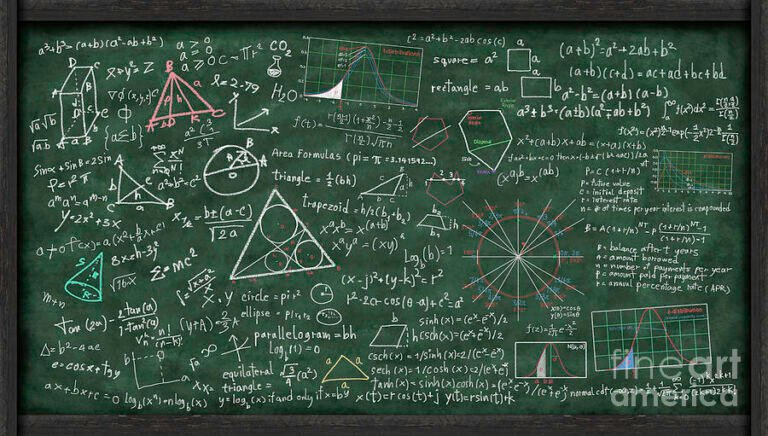matematico che calcola formule su lavagna nera
