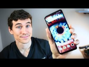 occhio digitale su schermo smartphone instagram