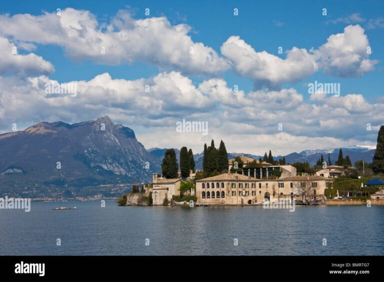 Come Prenotare Una Visita All’Isola Del Garda 4 Come Prenotare Una Visita All’Isola Del Garda