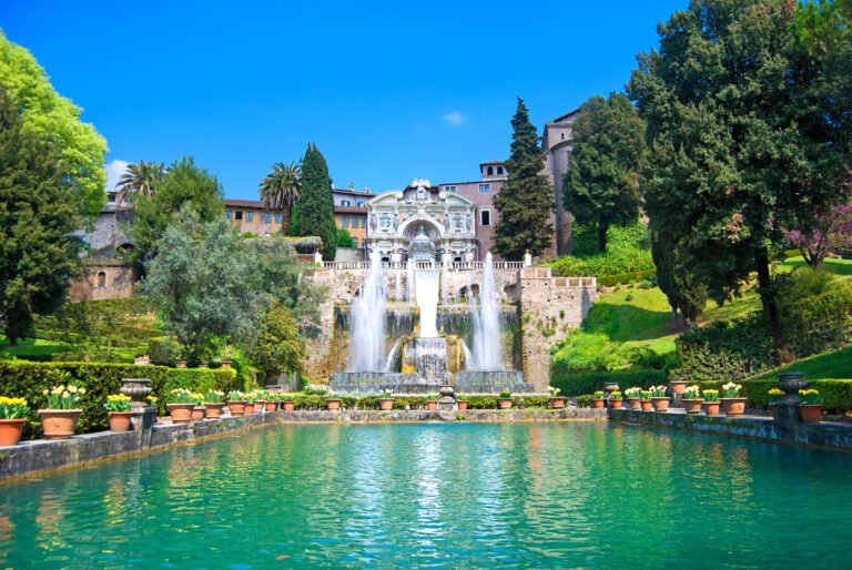 Cosa Visitare a Villa d'Este Cernobbio in Italia 43 scenic view of villa deste gardens and lake
