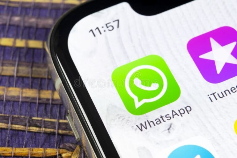 Come faccio a installare WhatsApp sul mio smartphone passo passo