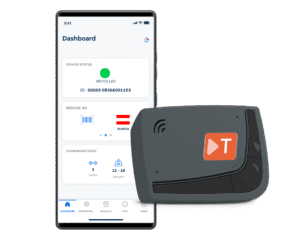 telepass con smartphone e offerte promozionali visibili
