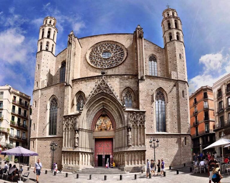 Cosa Rende Santa Maria del Mar di Barcellona una Meta Imperdibile 3 Cosa Rende Santa Maria del Mar di Barcellona una Meta Imperdibile