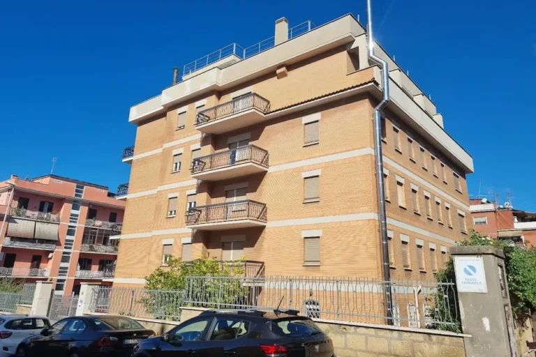Cosa Visitare e Cosa Sapere Su Palazzo Sant Antonio a Roma 2 veduta esterna di palazzo sant antonio a roma