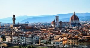 veduta panoramica della corte dei principi a firenze