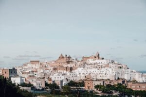 veduta panoramica di casal del borgo a ostuni