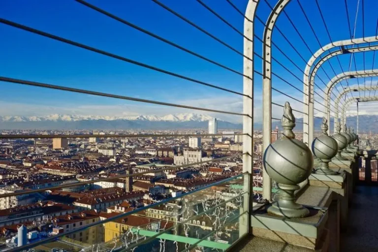 Cosa vedere a Torino in un pomeriggio: Quali sono i luoghi imperdibili 6 Cosa vedere a Torino in un pomeriggio: Quali sono i luoghi imperdibili